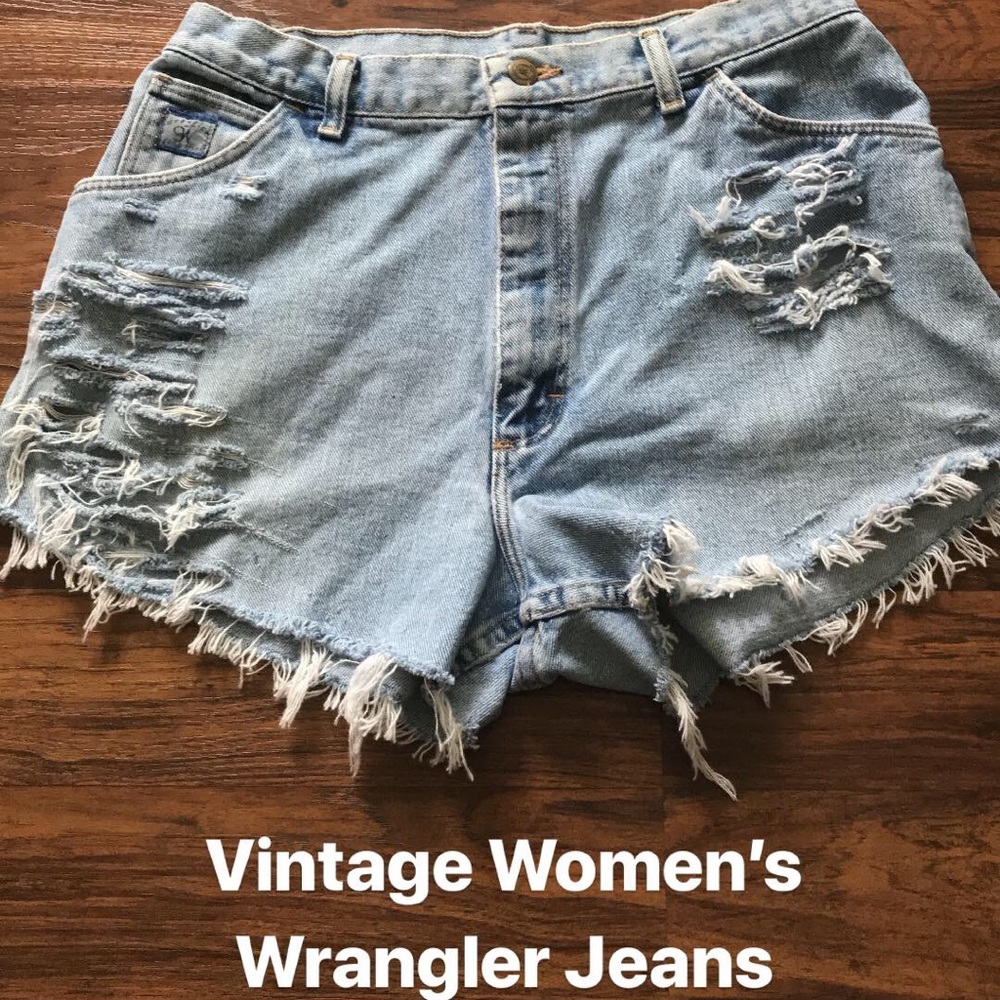 Vintage denim shorts/ cut offs/ daisy dukes